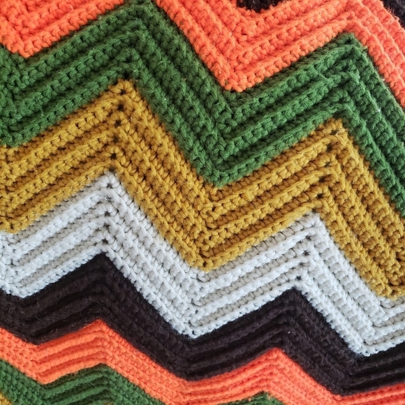 Vintage Afghan Handmade Blanket Retro Fall Zig Zag - Picture 2 of 6